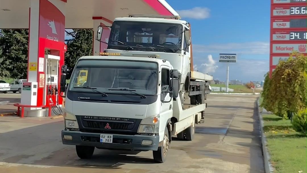 Doğan Oto Kurtarıcı kayar kasa kurtarıcı kamyon taşırken